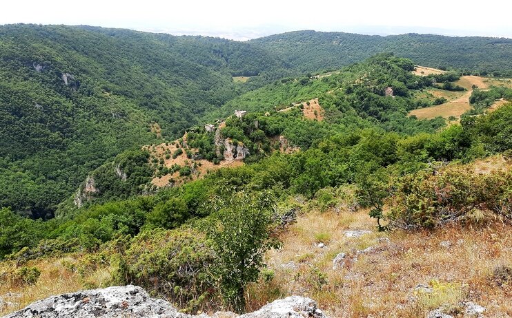 Escursione intorno al borgo abbandonato di Scoppio