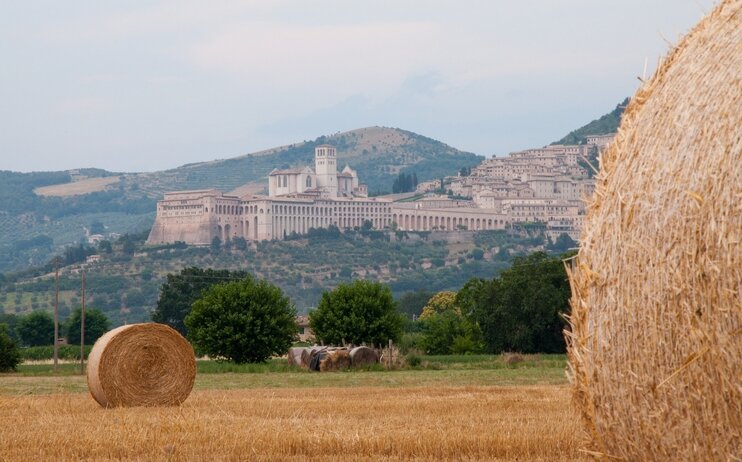 Da Capodacqua di Assisi: anello del paesaggio
