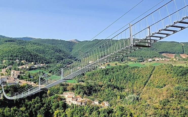 Con il Circolo al Ponte Tibetano di Sellano